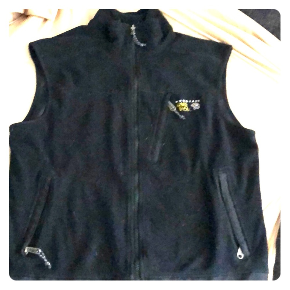 Mountain hardware vest light weight